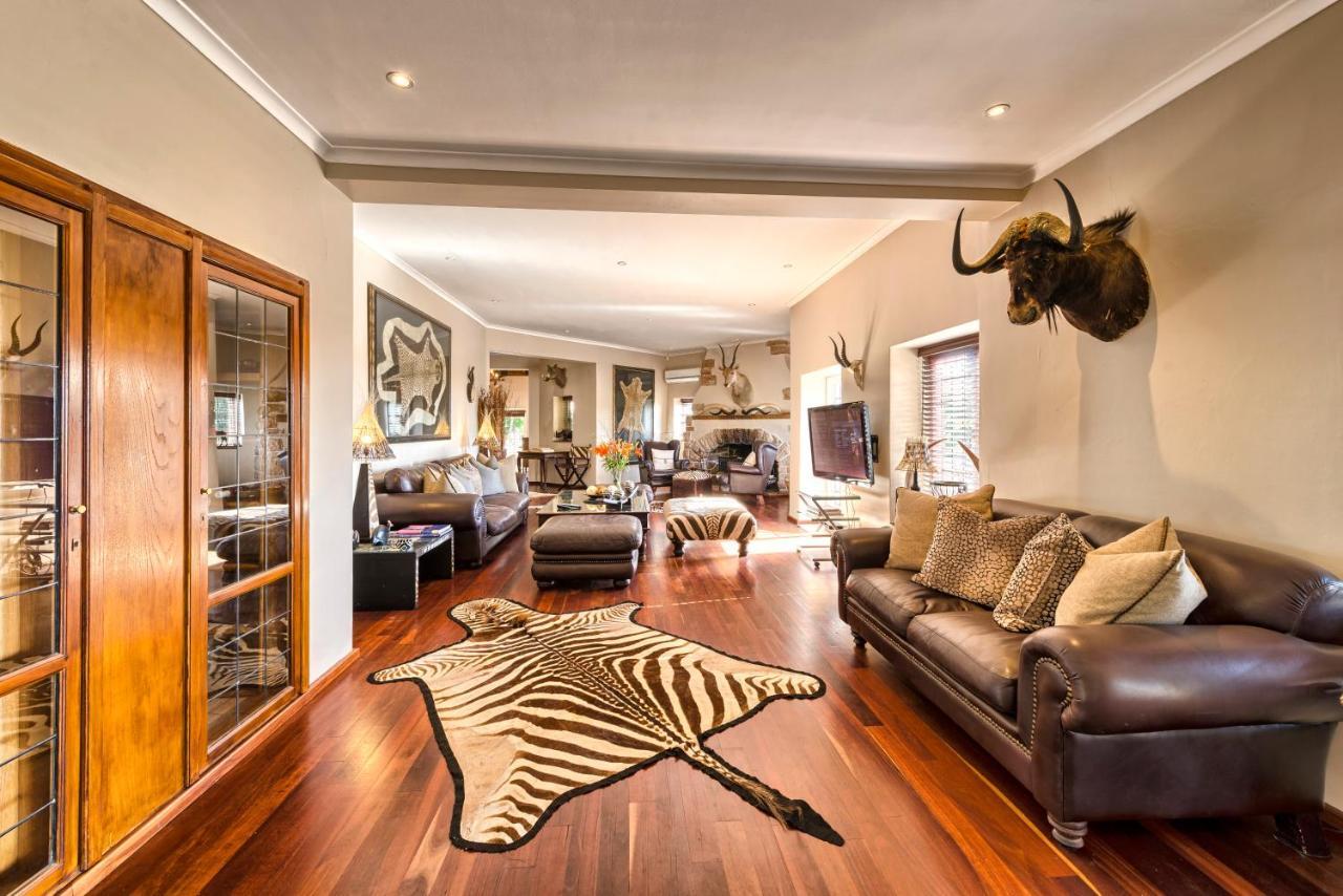 Ikhaya Safari Lodge Cape Town Exterior photo